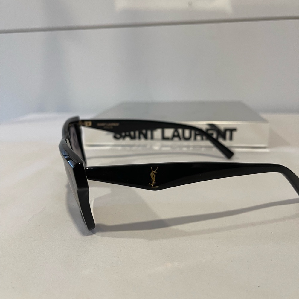 Saint Laurent Unisex Sunglasses | SL M104-001 | Black | YSL Gold - Picture 6 of 8
